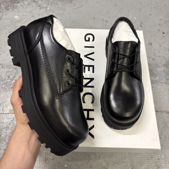 Givenchy Storm Lug Derby 44/11.5